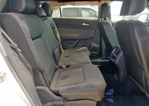 2021 Volkswagen Atlas Cross Sport Se z USA, uszkodzony, nr VIN 1V2DC2CA1MC206813